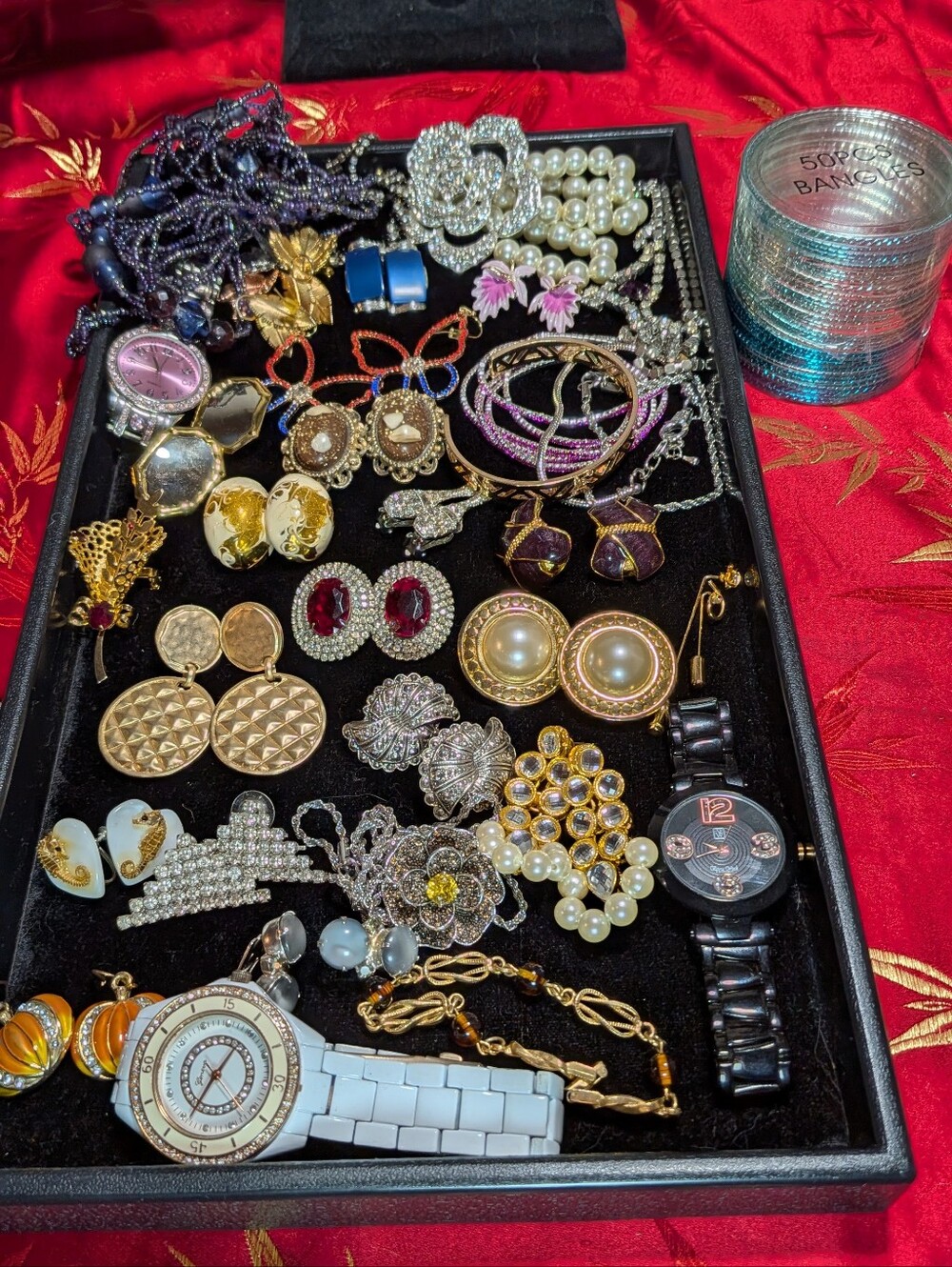 Reseller Lot Vintage To Contemporary